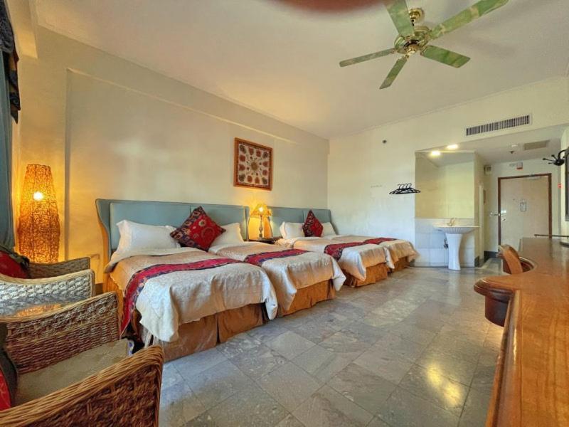 Swan Lake Villa Resort Nam Loan Ngoại thất bức ảnh